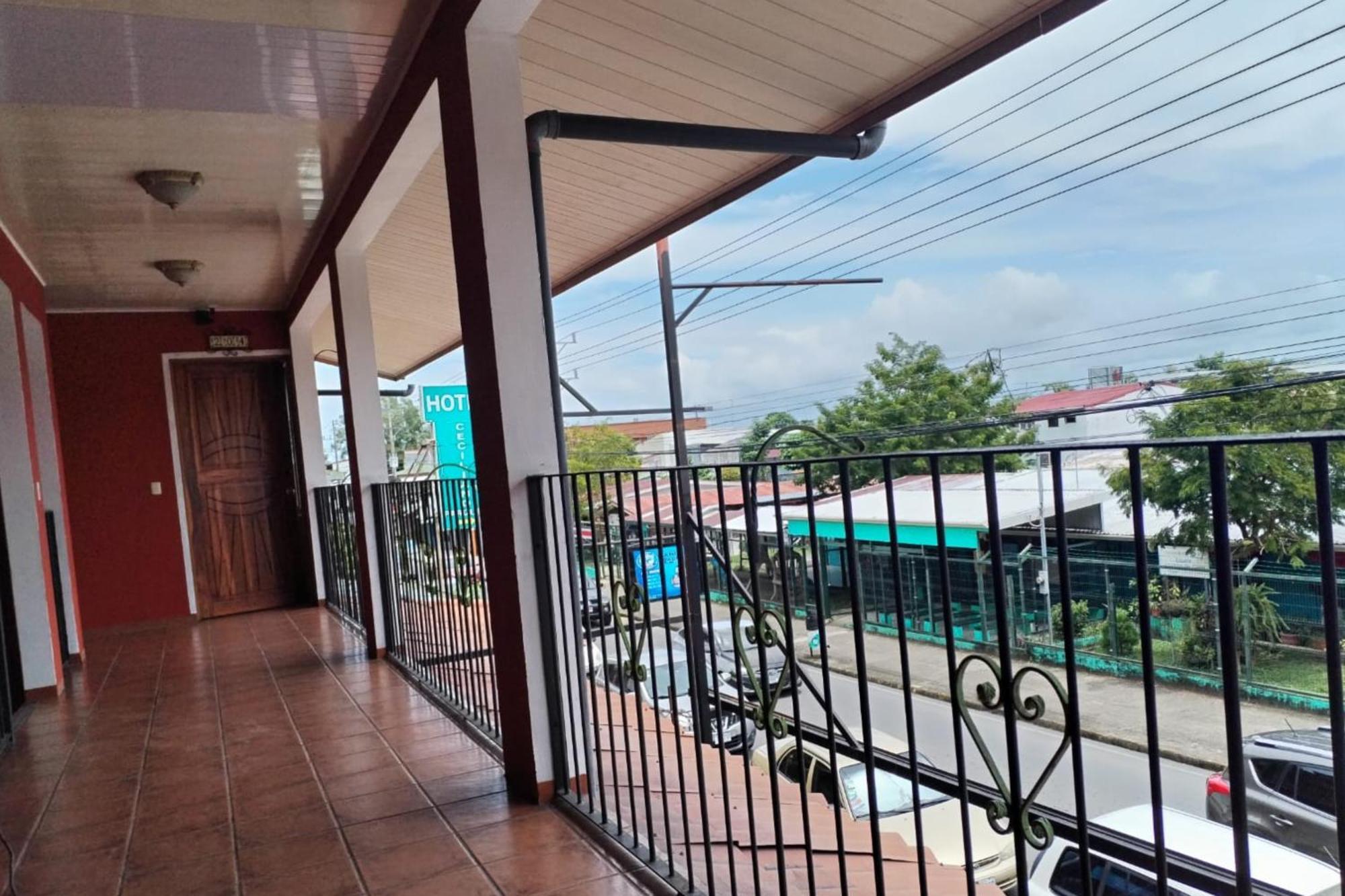 Hospedaje Papalotes Quepos Buitenkant foto